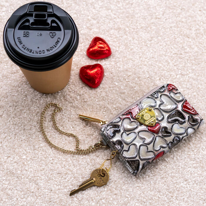 新年は財布も新しく!キャッシュレスぴったりな【ミニ財布】にチェンジしてしよう