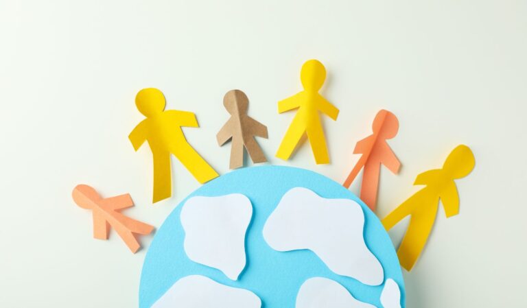 自宅が万博会場に？2025年大阪・関西万博をおうちで楽しむ2つの方法