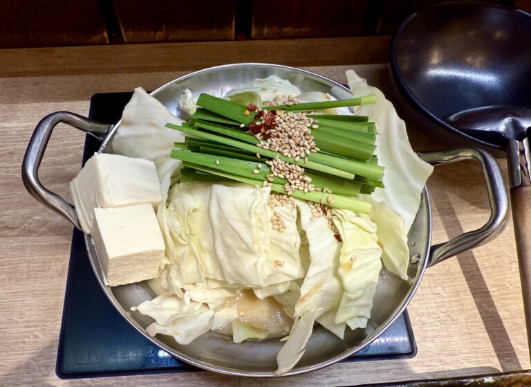 手軽に食べられてぽかぽか温まる！一人鍋のメリットやおすすめアイテムをチェック