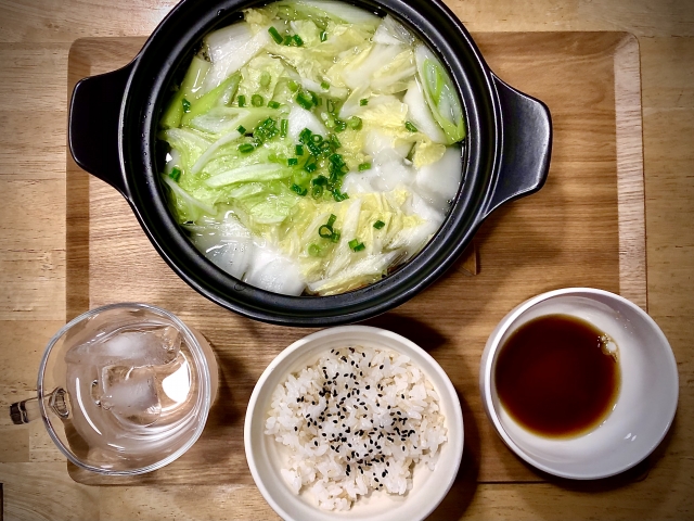 手軽に食べられてぽかぽか温まる！一人鍋のメリットやおすすめアイテムをチェック