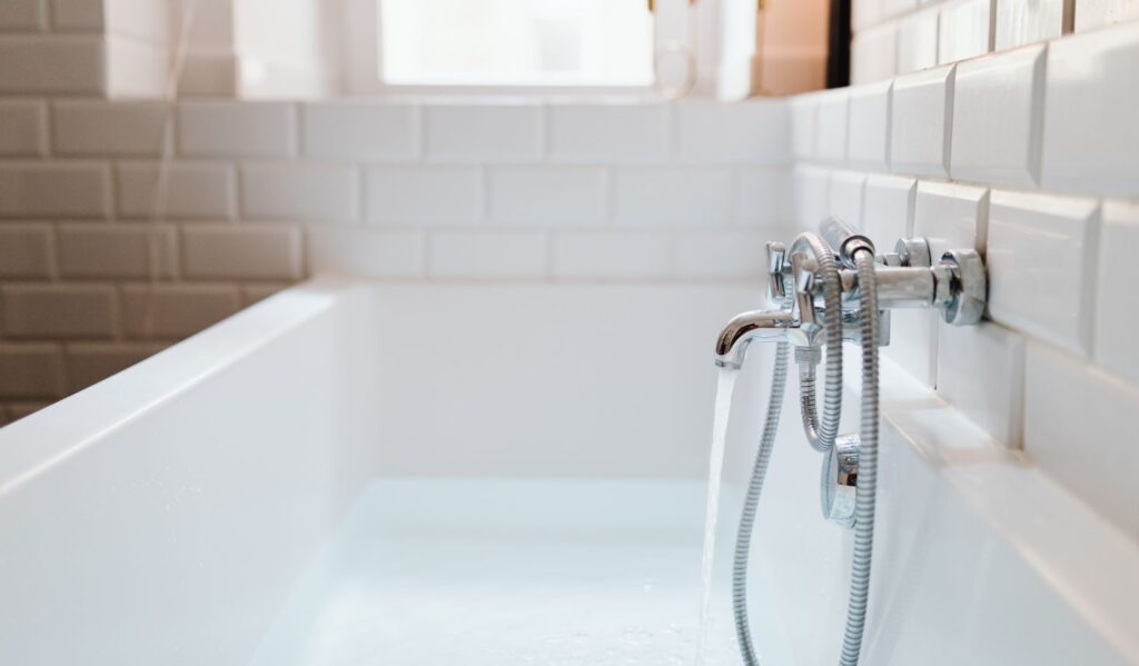 冬の冷えに悩む人必見!自宅で簡単に体を温める温活グッズ