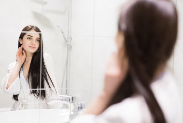 寝不足が肌荒れの原因になるって本当？良眠と美肌を取り戻すコツも解説