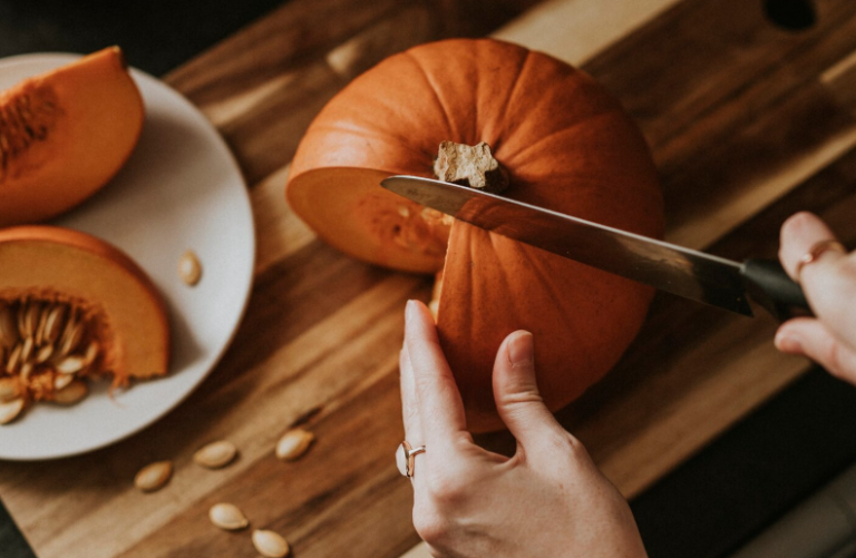 しっとりほくほくこの時期旬！かぼちゃを使ったお手軽レシピ【4選】