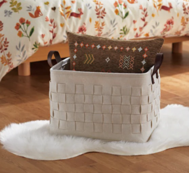 いつものお部屋がほっこり温かな雰囲気に～ファーラグのおすすめ5選～