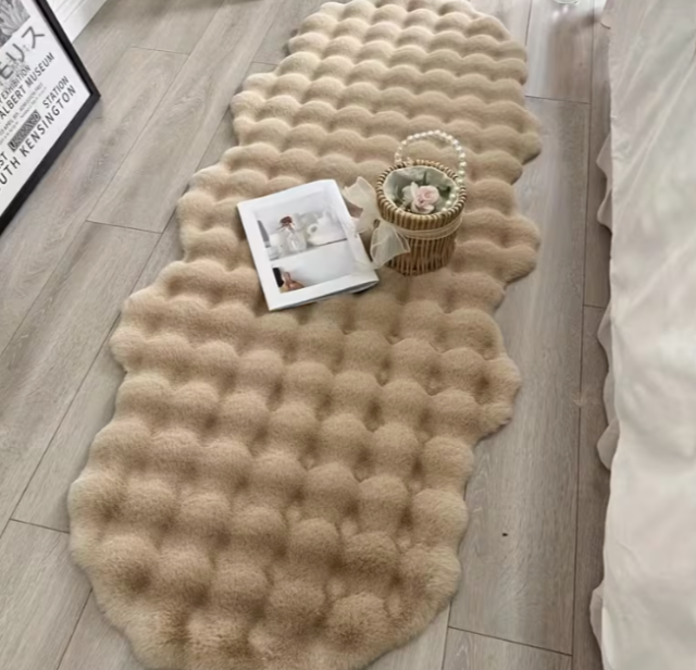 いつものお部屋がほっこり温かな雰囲気に～ファーラグのおすすめ5選～