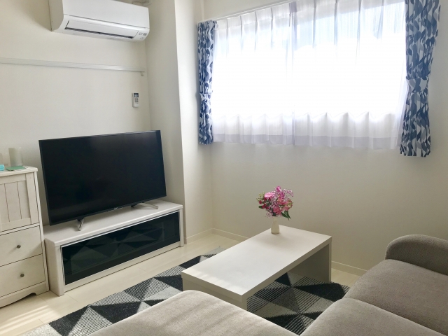 暖房にかかる電気代を節約したい方注目!電気を使わないあったかグッズでぬくぬく過ごそう